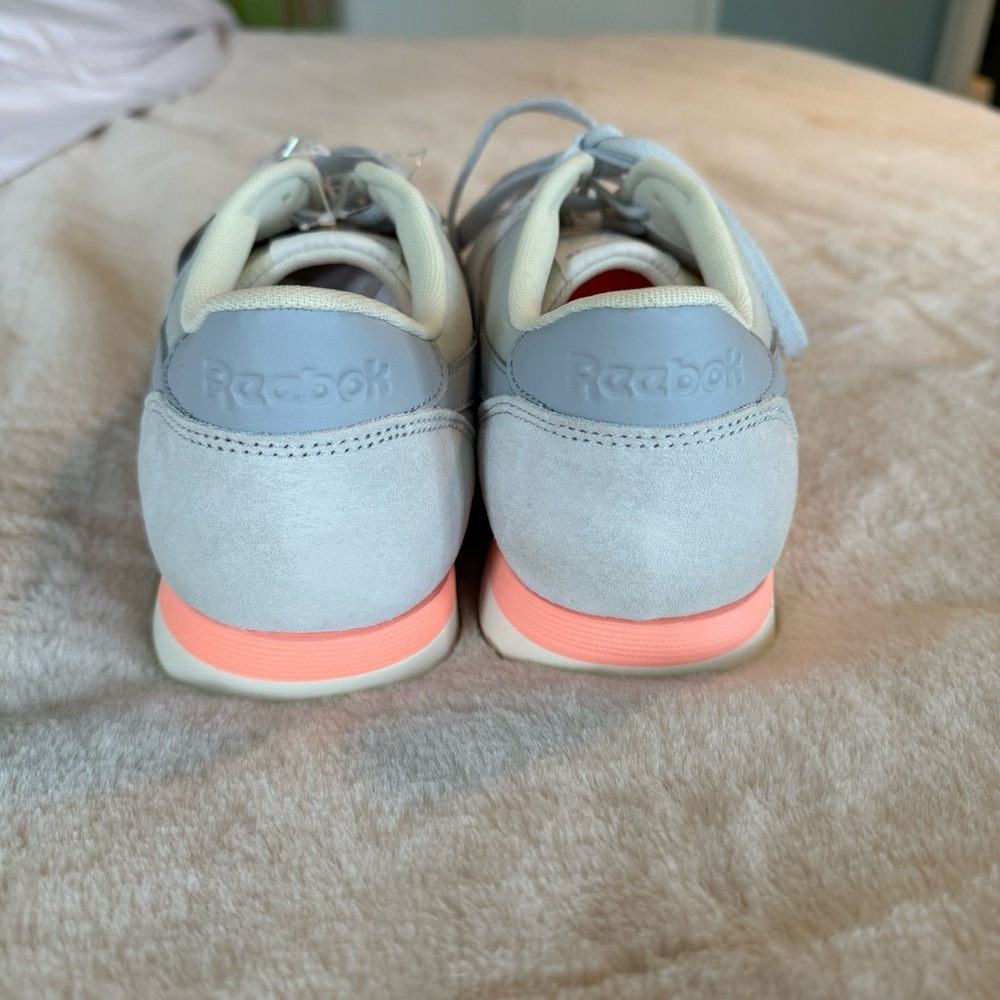 Men’s Reebok Shoes - Picture 3 of 3